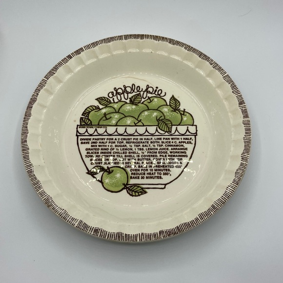 Vintage Royal China Country Harvest 11" Pie Dish - Picture 1 of 8